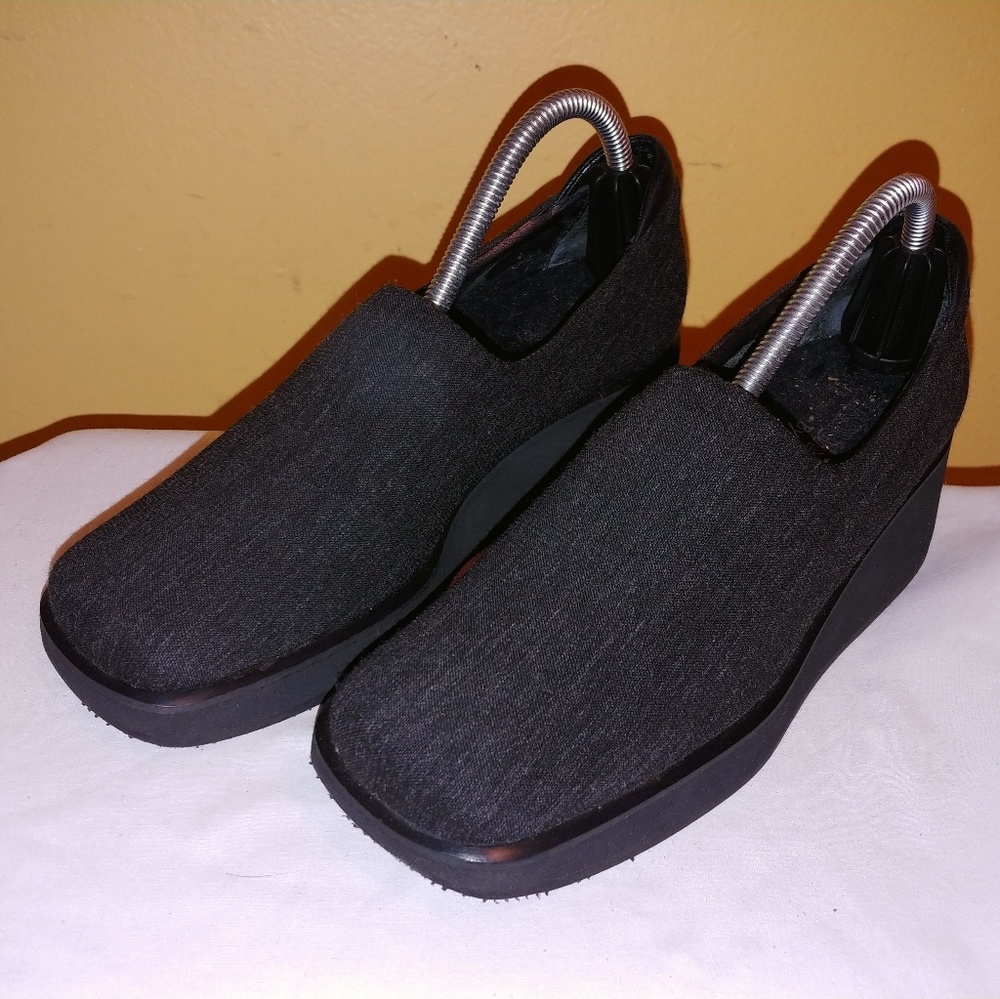 AQUATALIA by Marvin K Gray Square Toe Wedge Sz 5.5